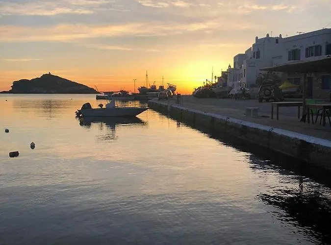 Lägenhetshotell Elena 3*